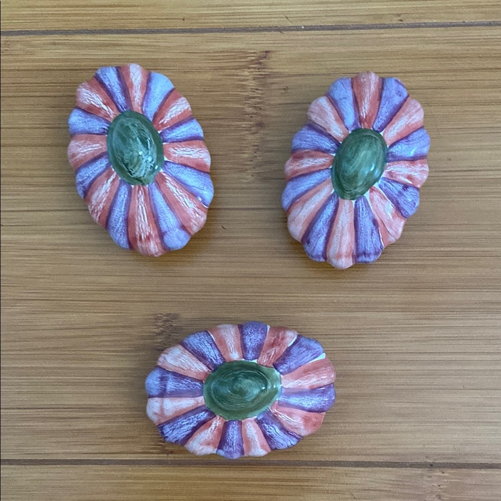 MacKenzie-Childs Ceramic Knobs Set Of 3 Floral Green Purple Orange Vintage - Picture 15 of 17